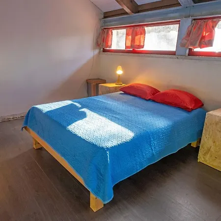 Hostel Quinta Estrada Romana - De Peregrinos *