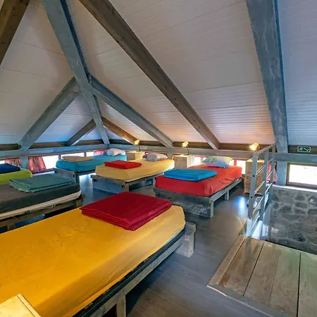 Hostel Quinta Estrada Romana - De Peregrinos *