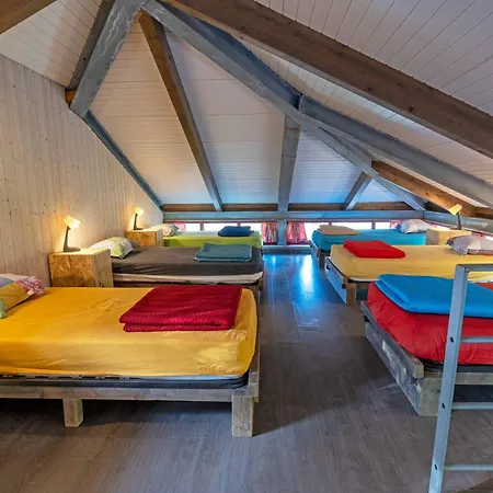 Quinta Estrada Romana - De Peregrinos Hostel Cerdal