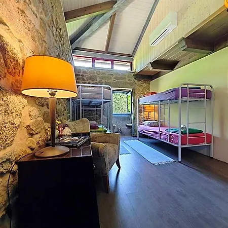 Quinta Estrada Romana - De Peregrinos Hostel