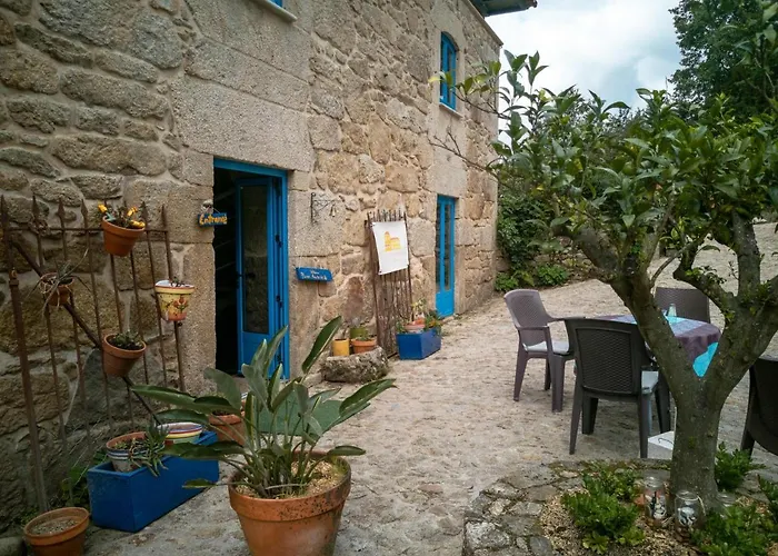 Hostel Quinta Estrada Romana - De Peregrinos *