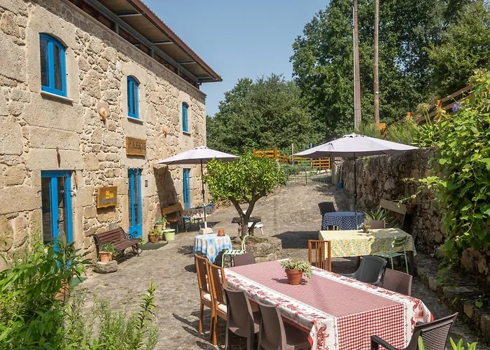 Hostel Quinta Estrada Romana - De Peregrinos *