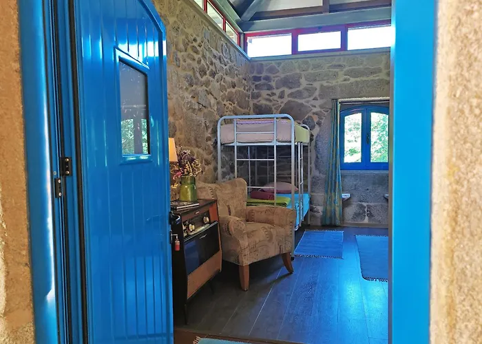 Quinta Estrada Romana - De Peregrinos Hostel